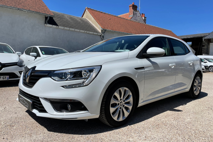 RENAULT MEGANE IV SOCIETE