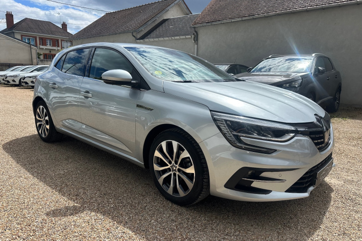RENAULT MEGANE IV BERLINE