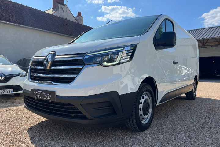 RENAULT TRAFIC FOURGON