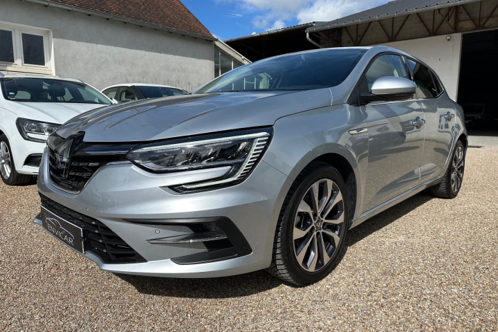 RENAULT MEGANE IV BERLINE