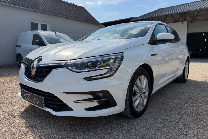 RENAULT MEGANE IV SOCIETE