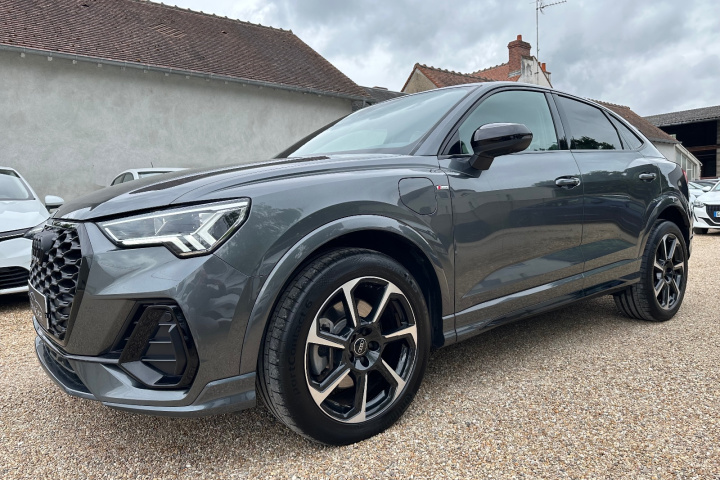 AUDI Q3 SPORTBACK