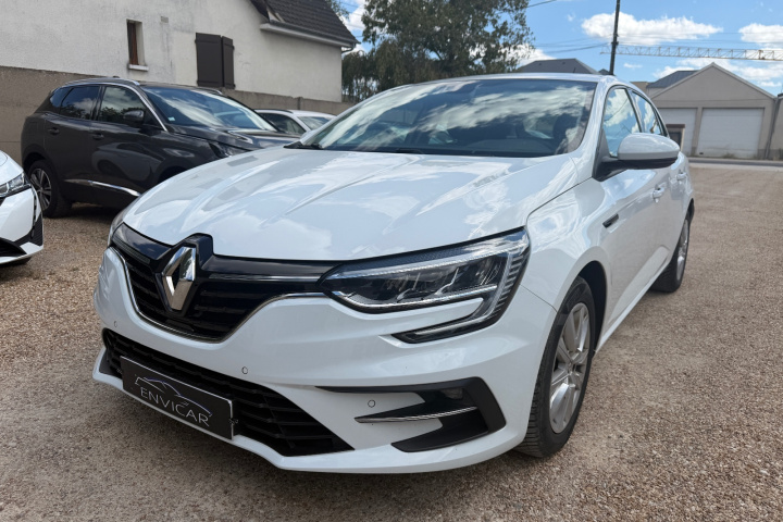RENAULT MEGANE IV BERLINE