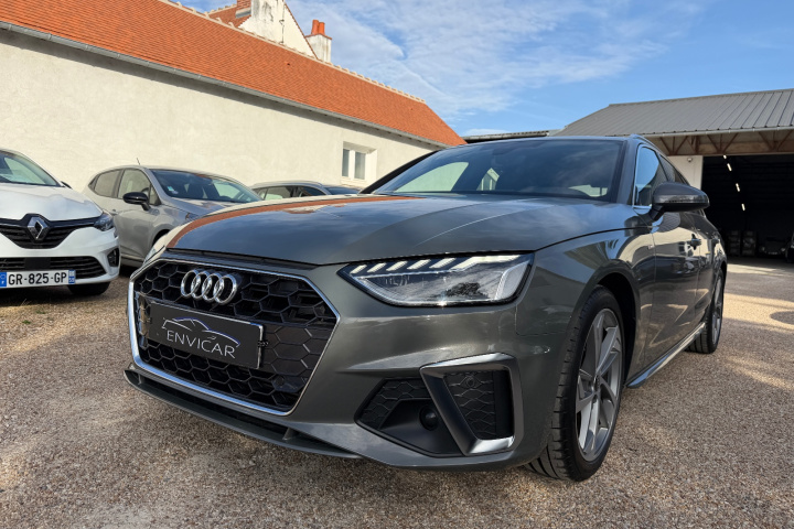 AUDI A4 AVANT