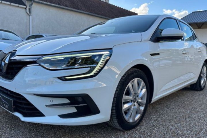 RENAULT MEGANE IV SOCIETE