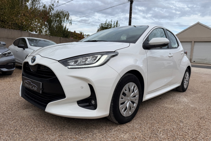 TOYOTA YARIS HYBRIDE AFFAIRES MY21
